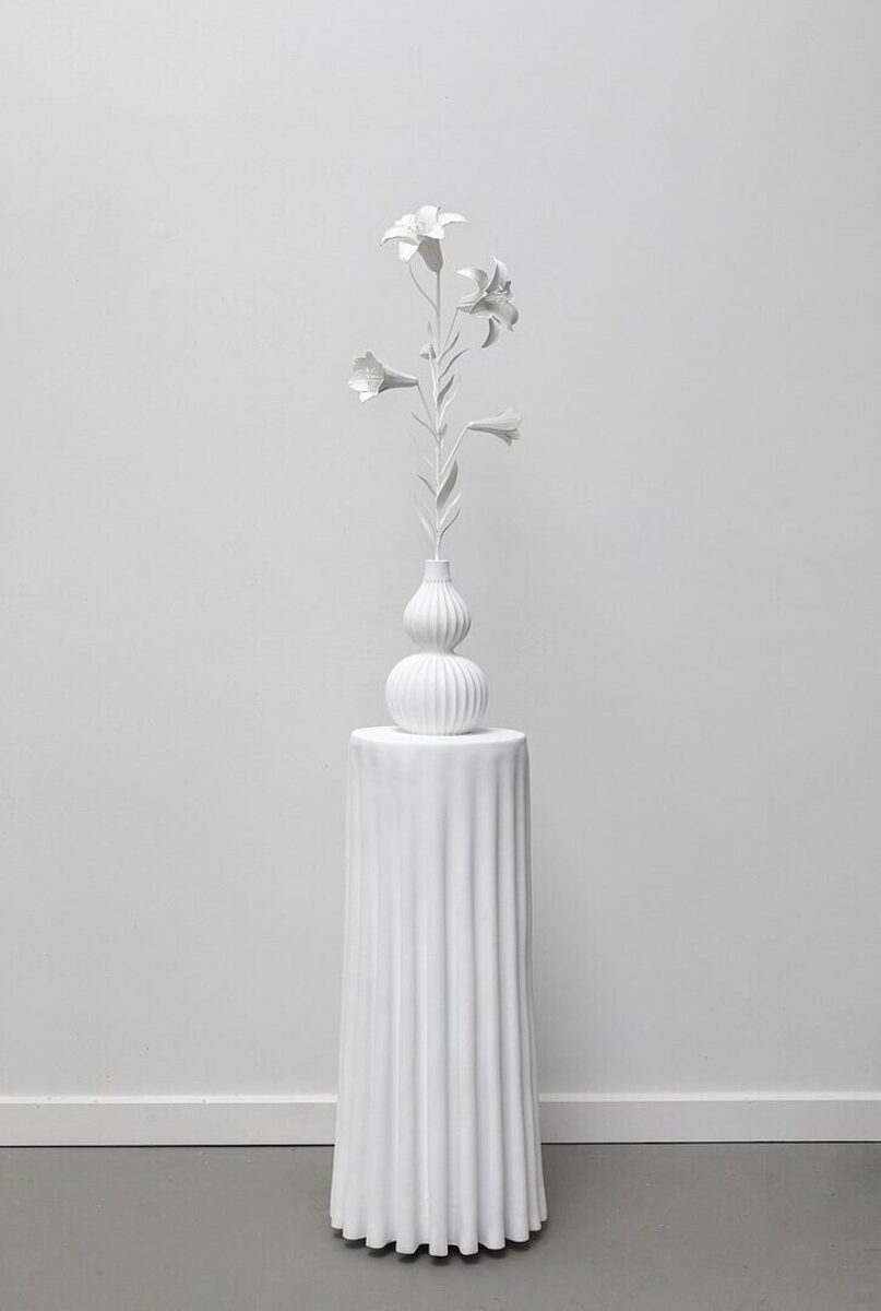Lily (White) (1)
